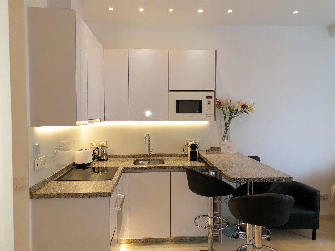 Skol Apartments Marbellac Extérieur photo